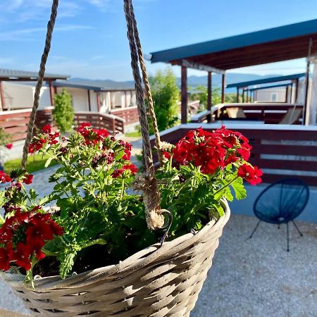 Mobile Homes Kamp Maslina, 비오그라드나모루 외부 사진
