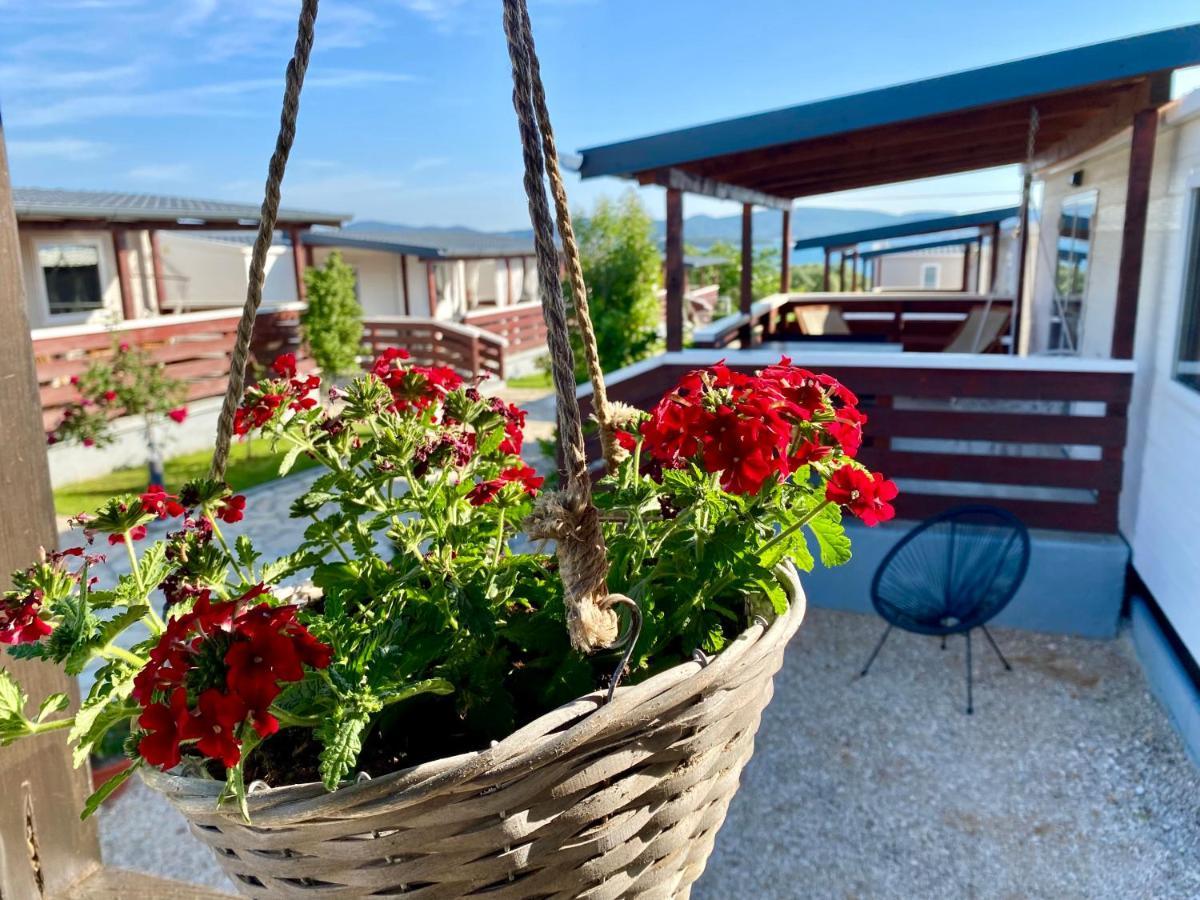 Mobile Homes Kamp Maslina, 비오그라드나모루 외부 사진