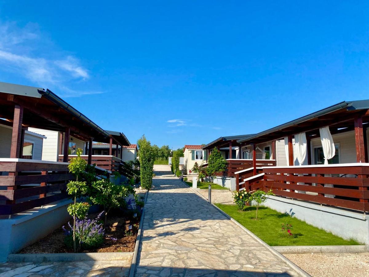 Mobile Homes Kamp Maslina, 비오그라드나모루 외부 사진